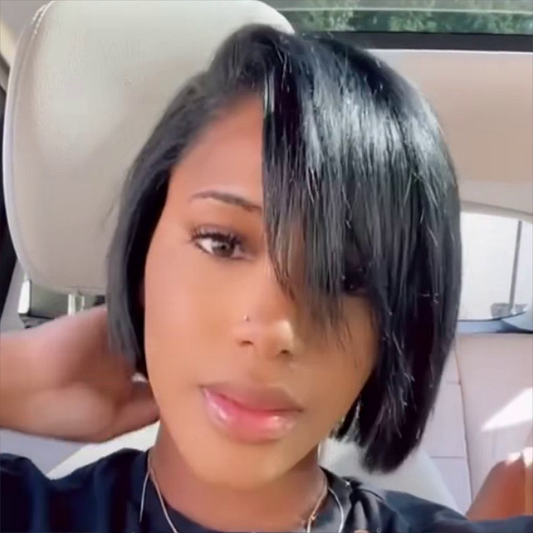 Cute Side Part Bob Wig With Side-Swept Bangs