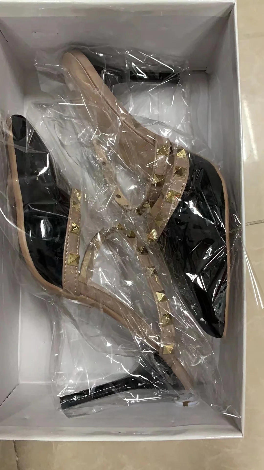 Yyvonne Sandals Women's Korean Version Of The New Baotou Fine Heel Head Fairy Rivet Studs Hollow Buckle Sandals