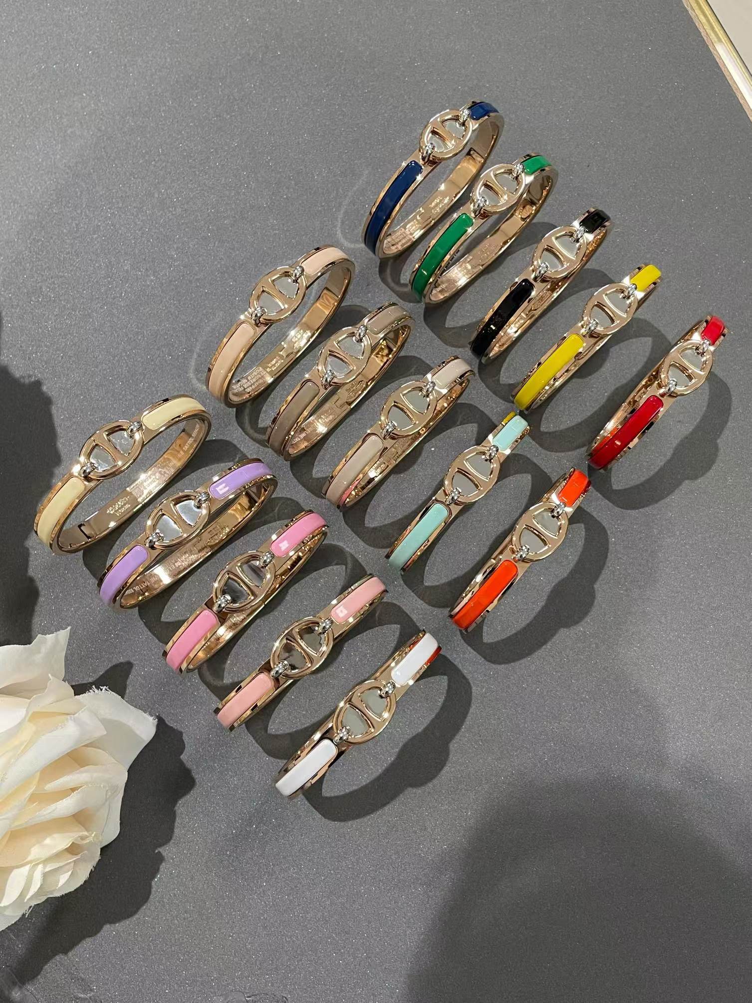 Buy replica Hermes Pig Nose Enamel Bracelet and replica jewelry from PICKS Jewelry