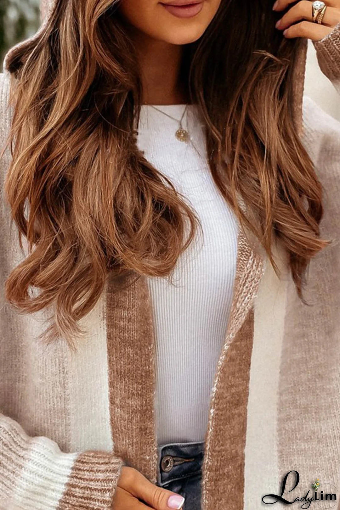 Relaxed and trendy Cardigan