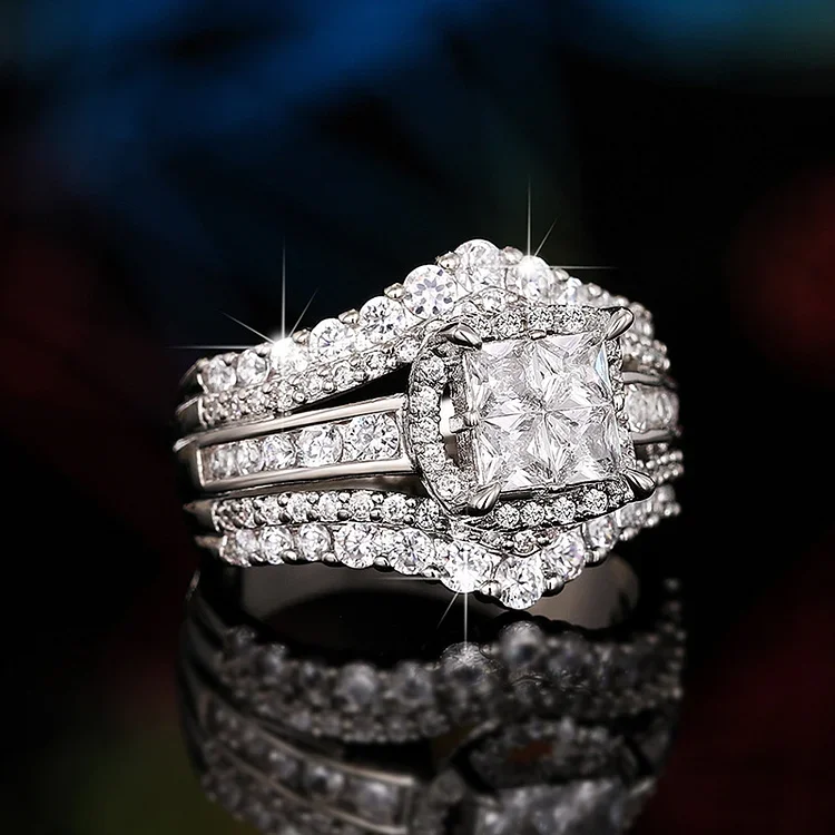 Double Layered Zircon Sparkling Ring