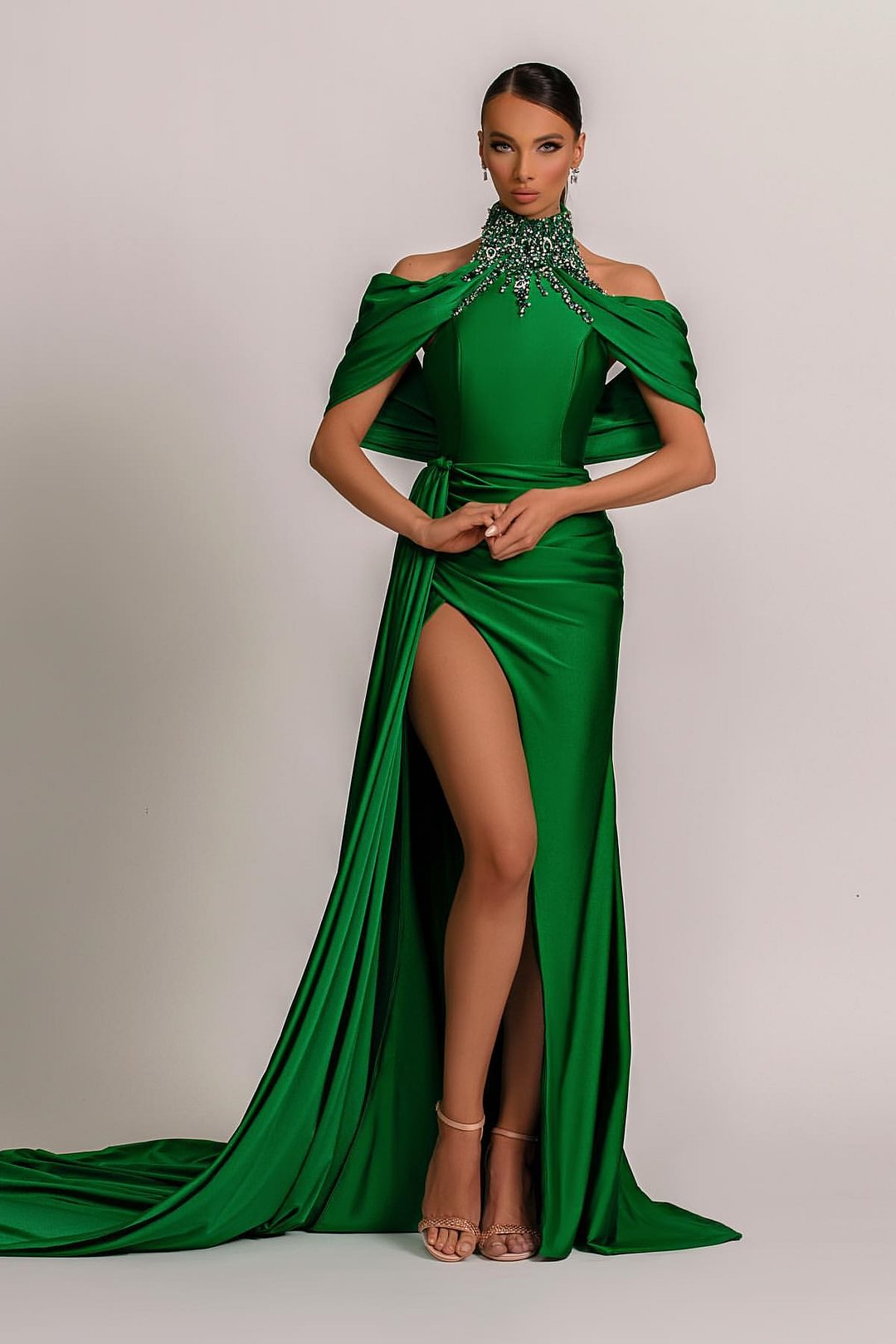 Vintage Green Mermaid Halter Split Evening Dress With Beadings | Ballbellas Ballbellas