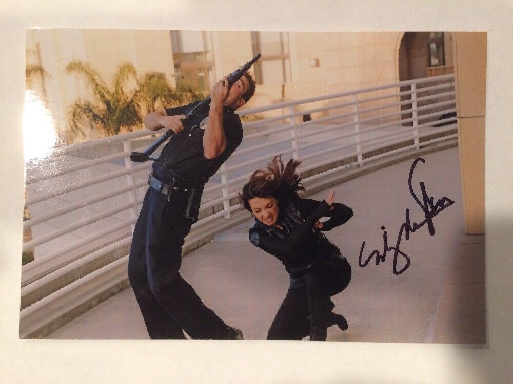 Ming-Na Wen Autographed Photo Poster painting Melinda May Agents Of S.H.I.E.L.D. Shield Marvel