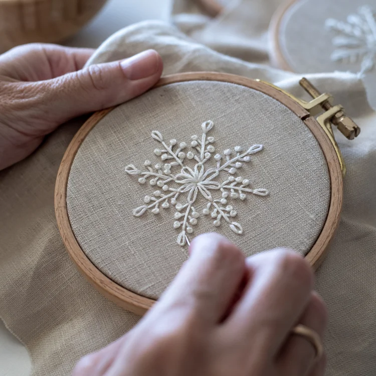 Snowflakes Winter Romance Embroidery Pattern + Video