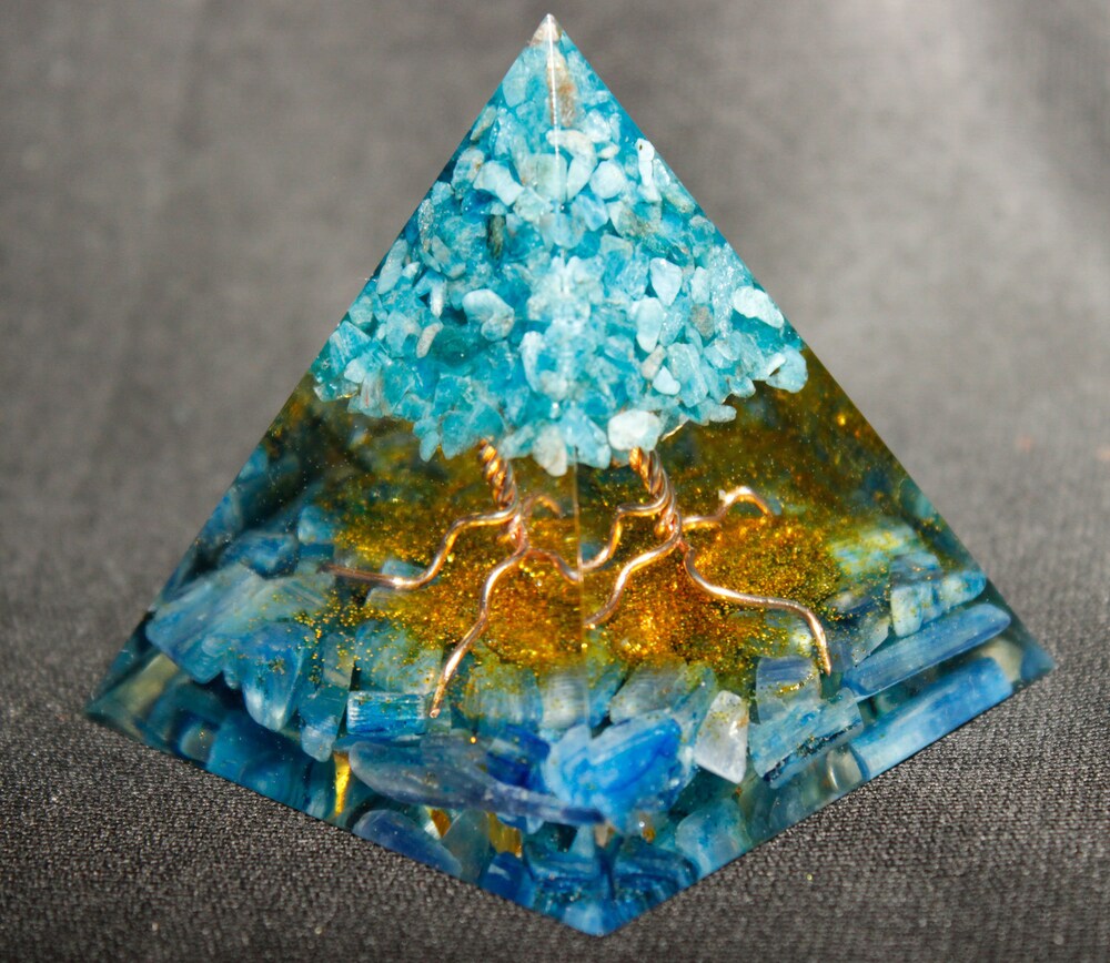 

Orgone Pyramid Chakra - Tree of Life, 501 Original