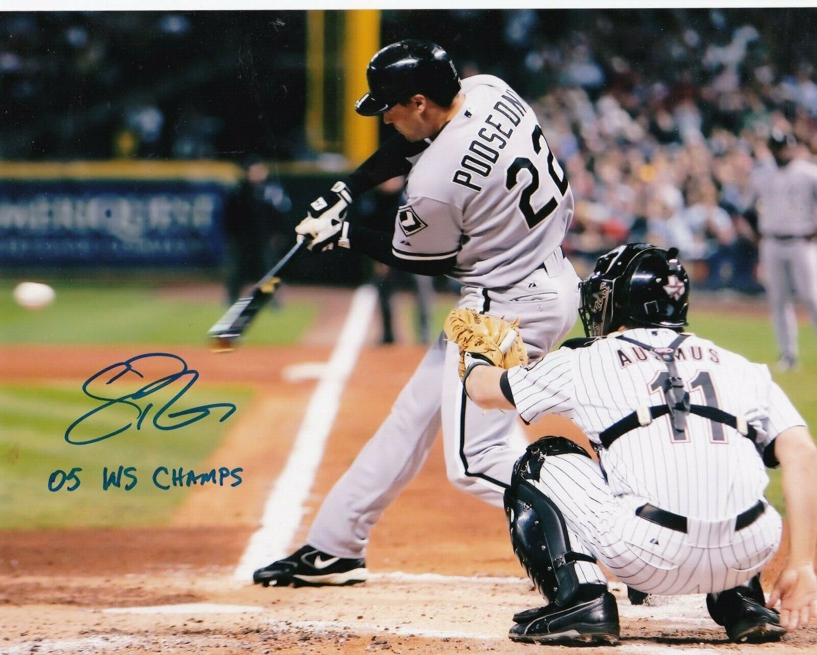 SCOTT PODSEDNIK CHICAGO WHITE SOX 2005 WS CHAMPS ACTION SIGNED 8x10