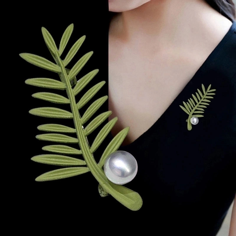 Elegant Glam Pin Geometric Alloy Plating Inlay Artificial Pearls Rhinestones Shell Women’s Brooches