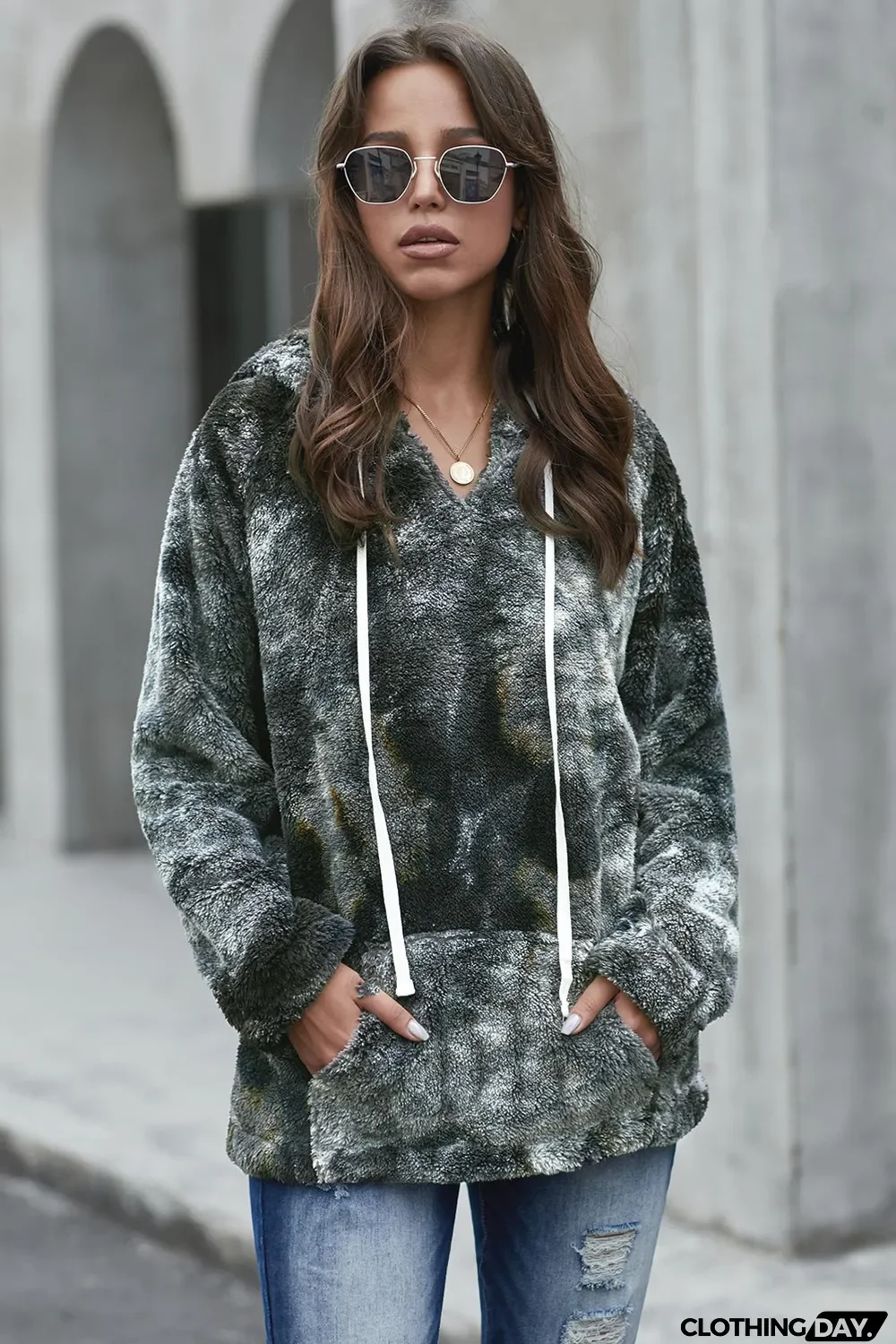 Black V-Neck Tie-Dye Plush Pullover Hoodie