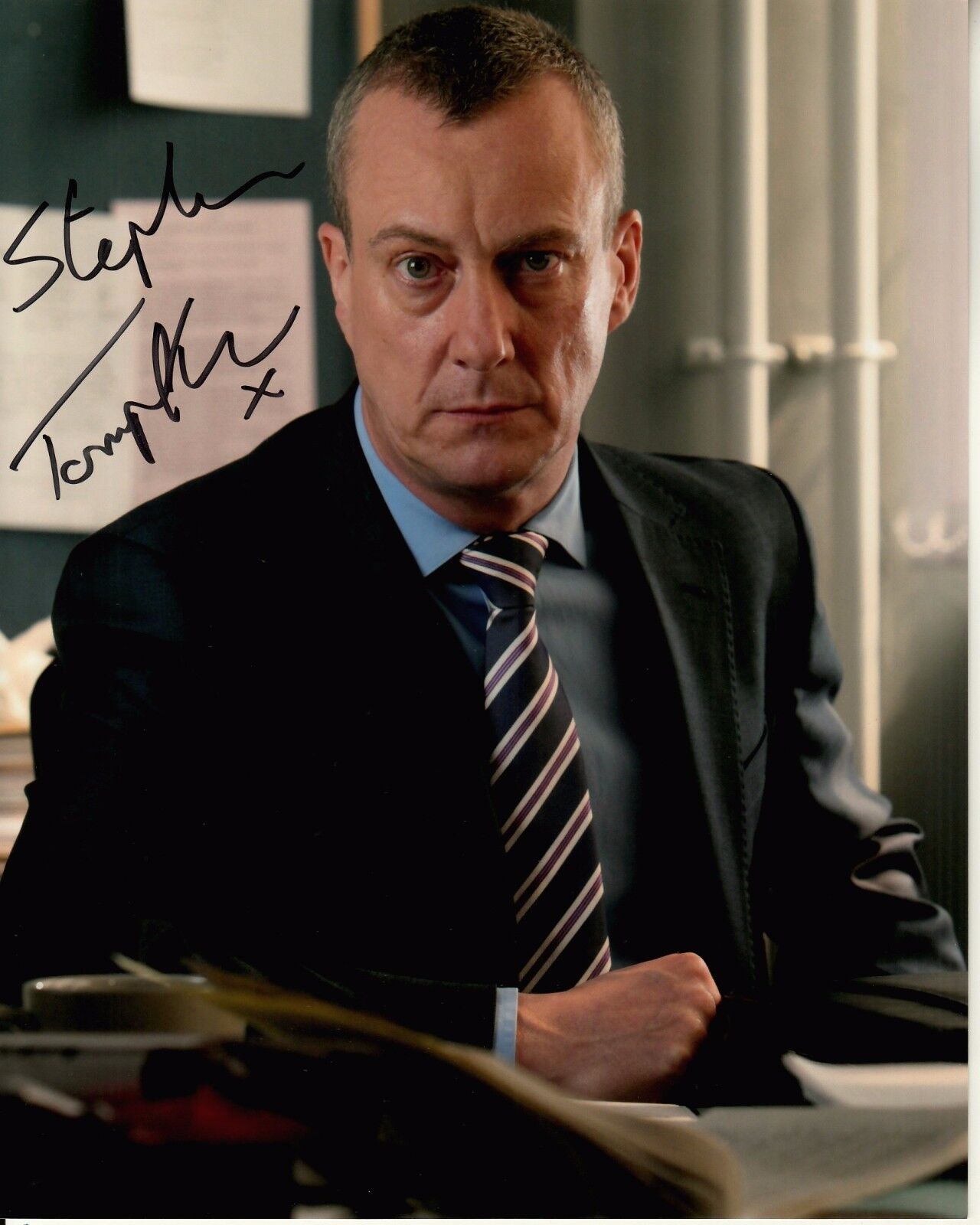 STEPHEN TOMPKINSON hand-signed DCI BANKS 8x10 color closeup w/ UACC RD COA