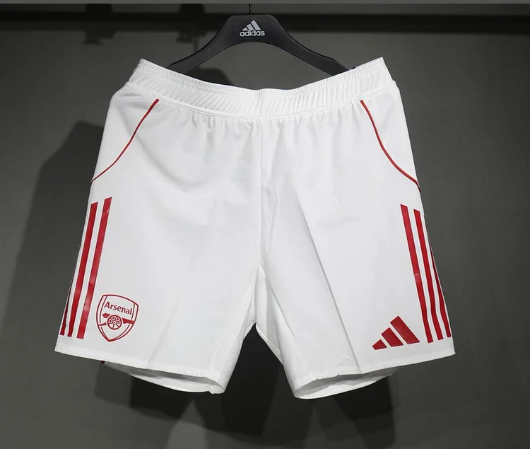 25/26 Arsenal Home Shorts Player Edition