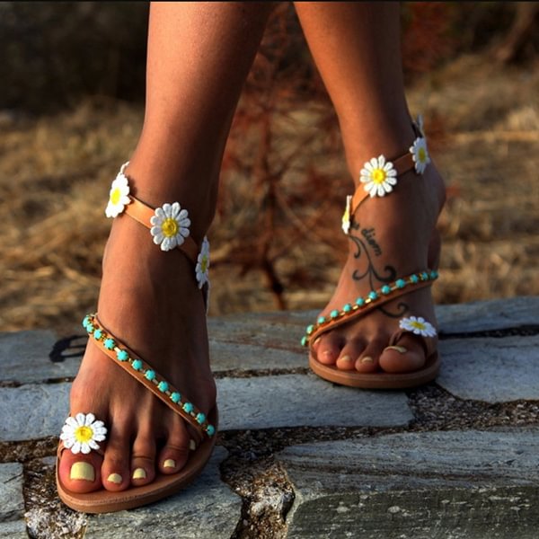 Plus Size Summer Women Shoes Flat Heels Sandals Fashion Female Comfortable Sweet Flowers Beach Sandals