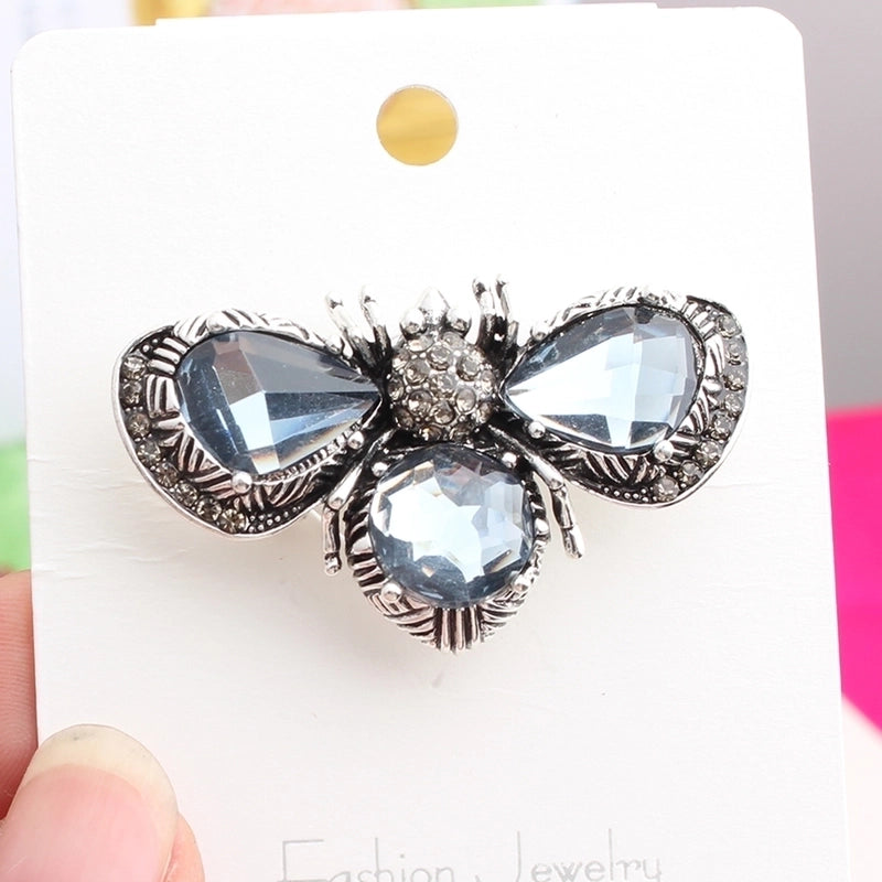 Cute Pastoral Bee Alloy Asymmetrical Rhinestones Women’s Brooches