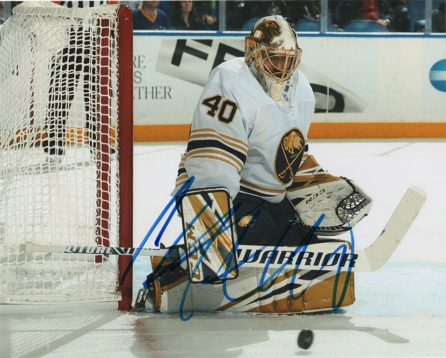 Buffalo Sabres Carter Hutton Signed Autographed NHL Photo Poster painting 8x10 COA #2