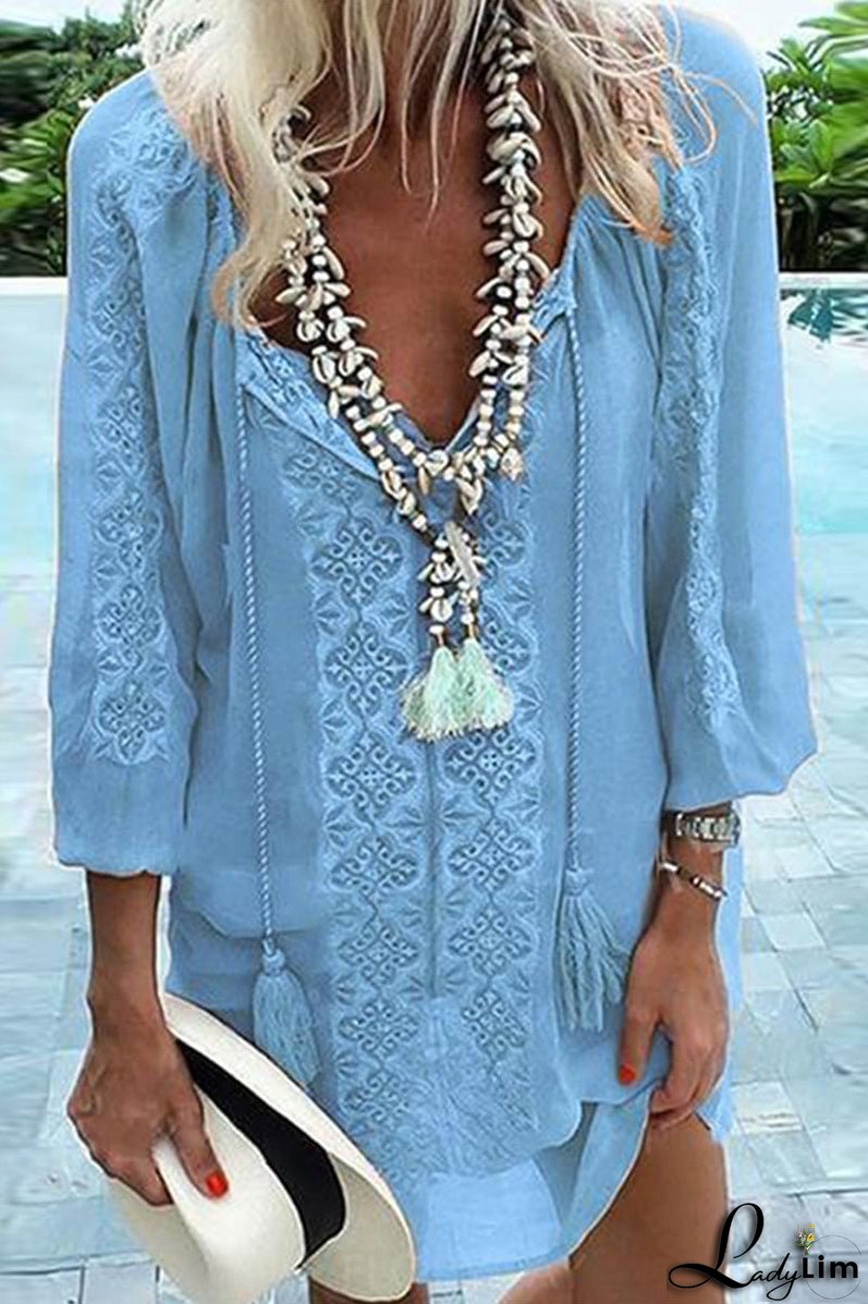 Feminine and light Dress