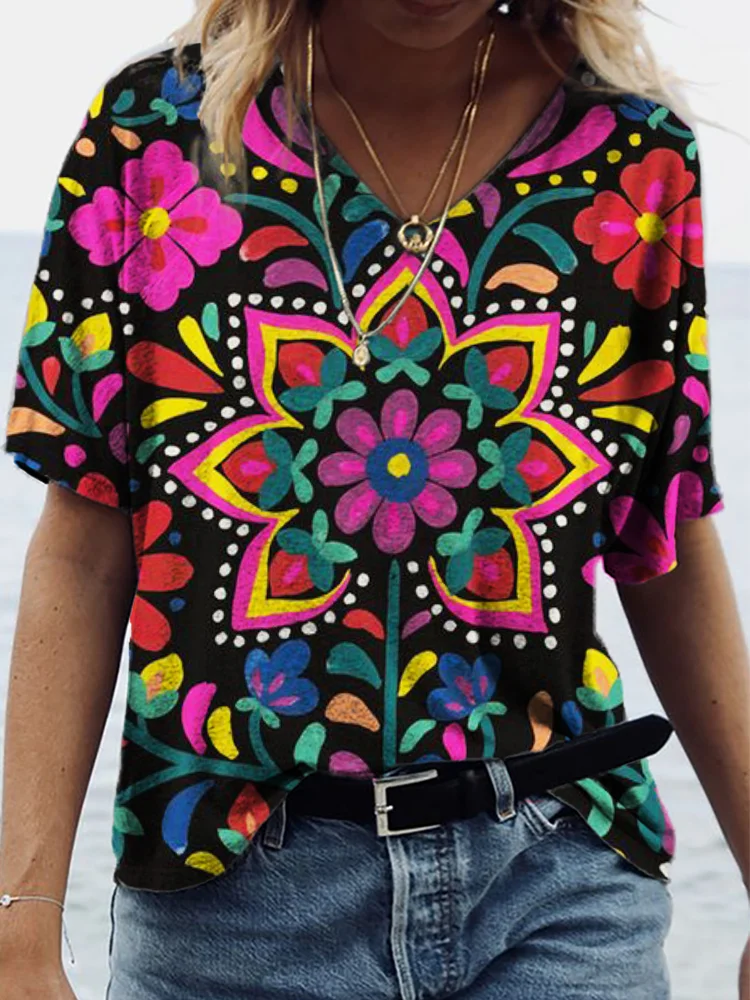 Vefave Mexican Flowers Art V Neck T Shirt