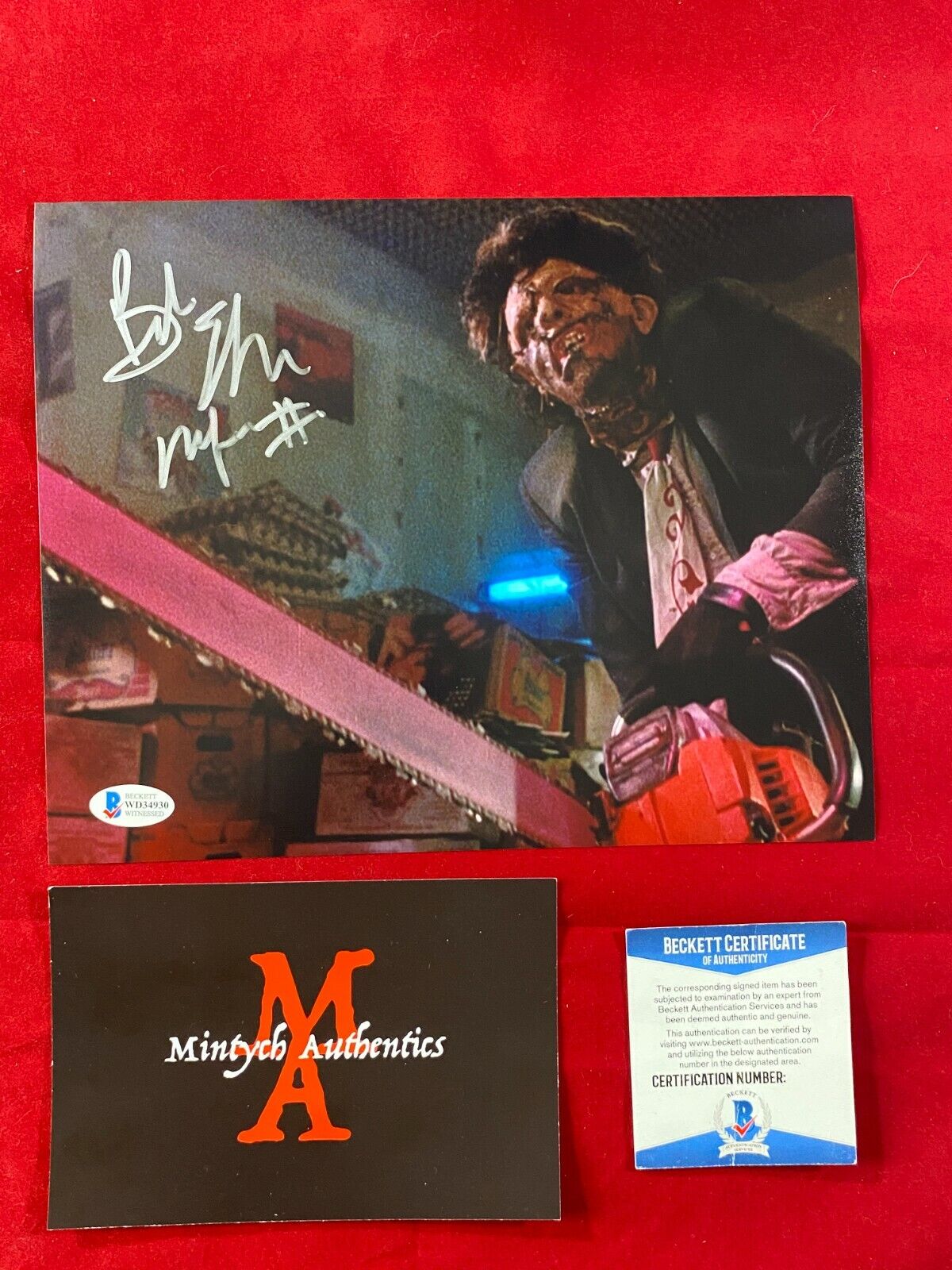 BOB ELMORE SIGNED 8X10 Photo Poster painting! THE TEXAS CHAINSAW MASSACRE 2! LEATHERFACE BECKETT