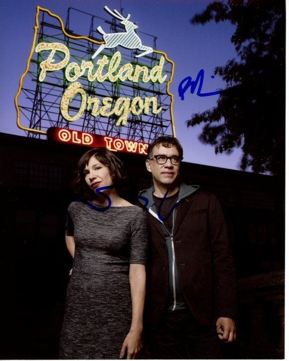 FRED ARMISEN & CARRIE BROWNSTEIN signed autographed PORTLANDIA Photo Poster painting