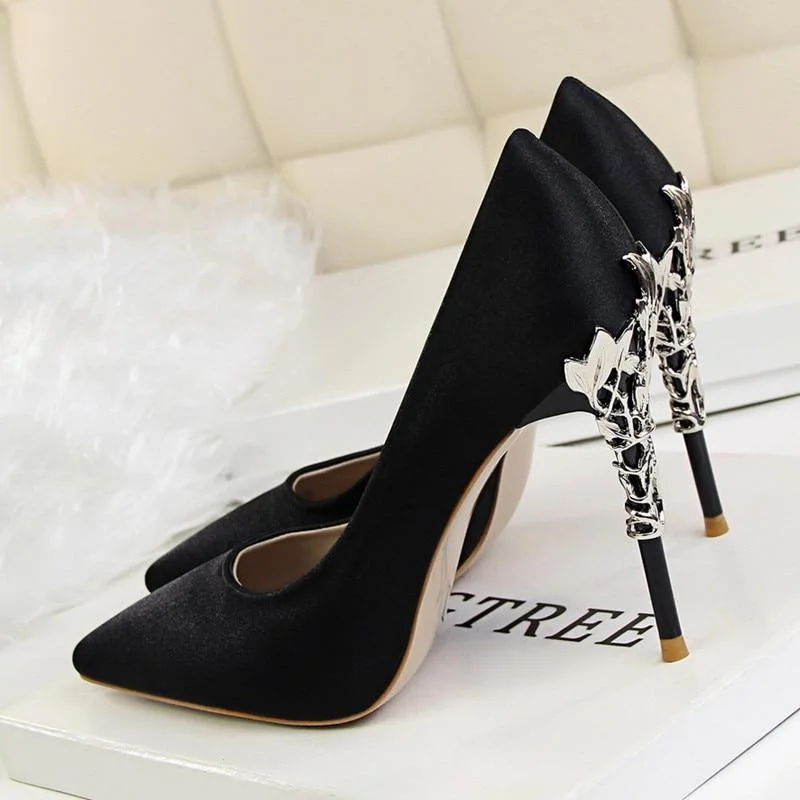 2019 Women pumps Sexy Pointed toe Luxury Metal high heels shoes woman Spring Summer Women party wedding shoes High heels Zapatos 1103