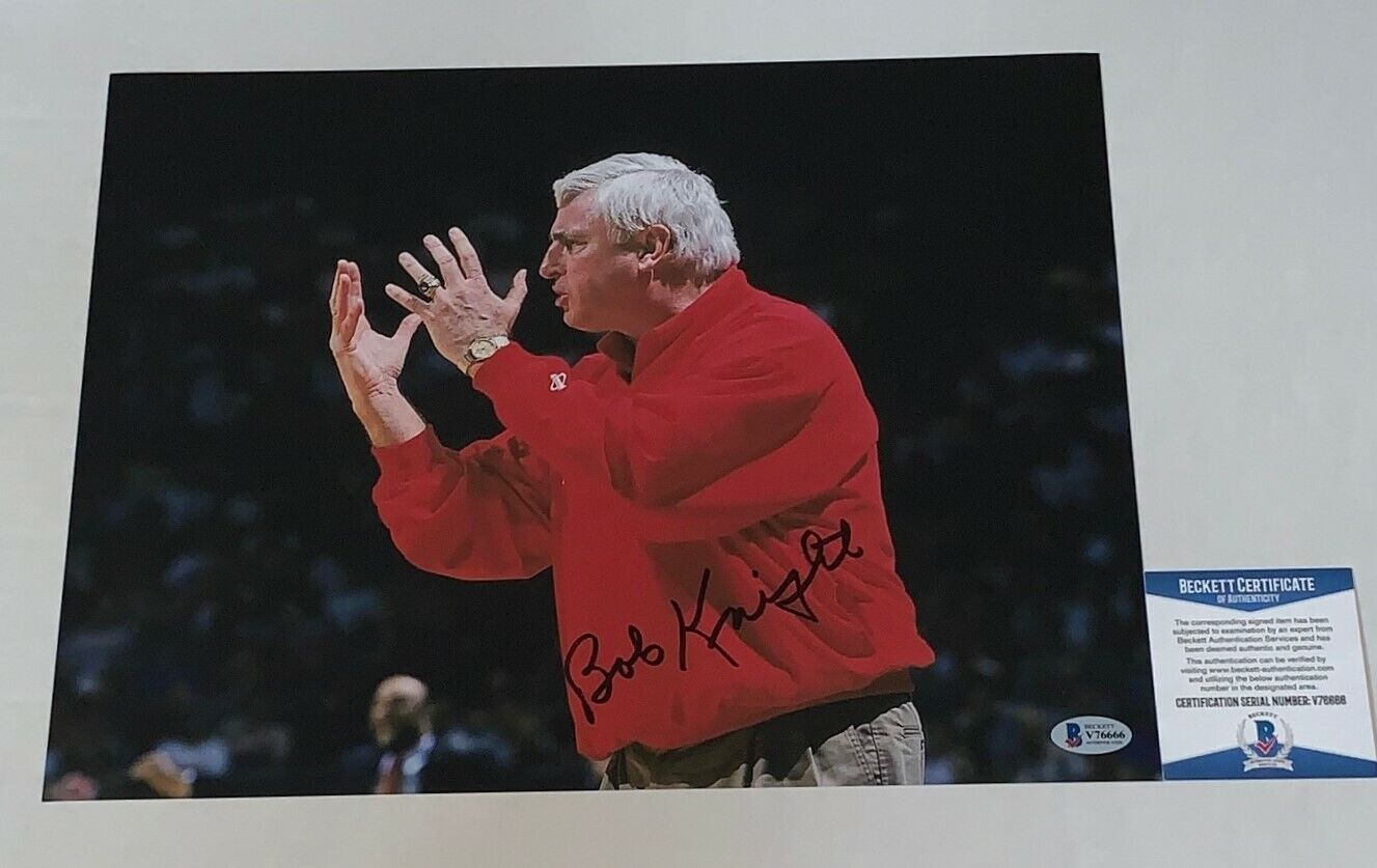 Bobby Knight signed Indiana Hoosiers 11x14 Photo Poster painting autographed Bob 2 BAS Beckett