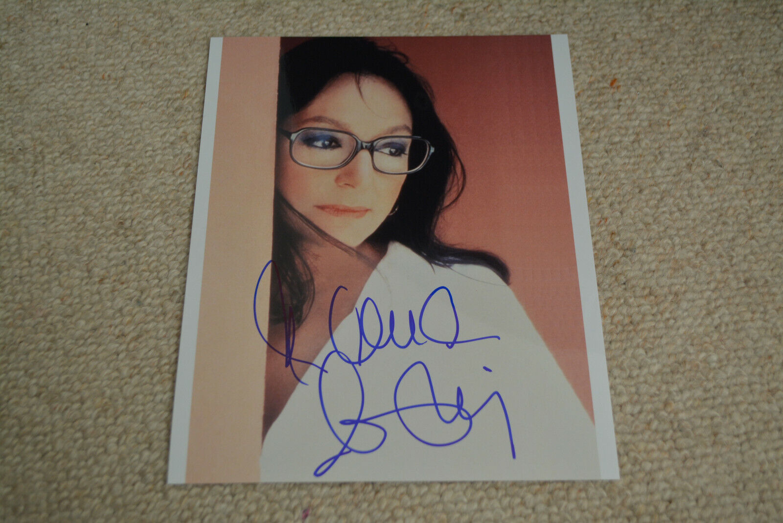 NANA MOUSKOURI signed autograph In Person 8x10 (20x25 cm)