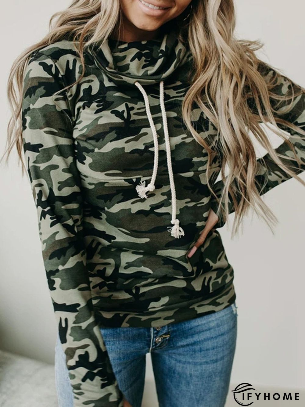 Camouflage Stand Collar Patchwork Long Sleeve Sweatshirt | IFYHOME