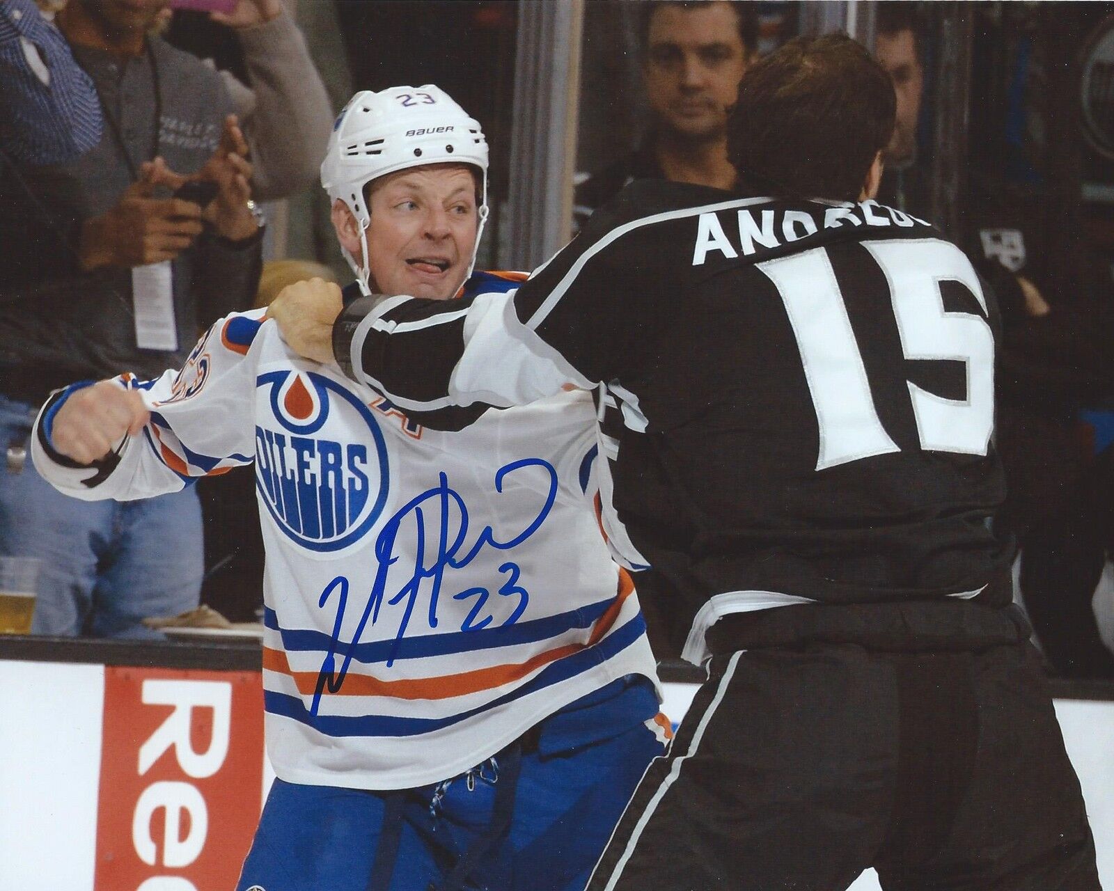 Matt Hendricks Signed 8x10 Fight Photo Poster painting Edmonton Oilers Autographed COA