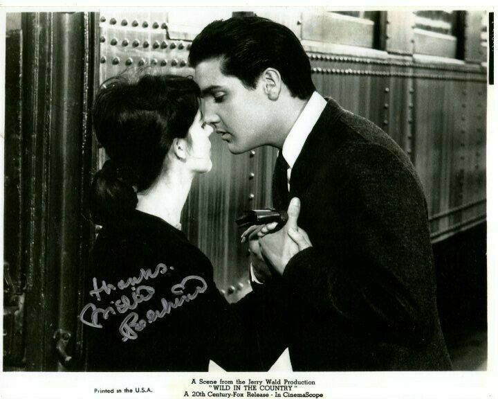 MILLIE PERKINS signed autographed WILD IN THE COUNTRY w/ ELVIS PRESLEY Photo Poster painting