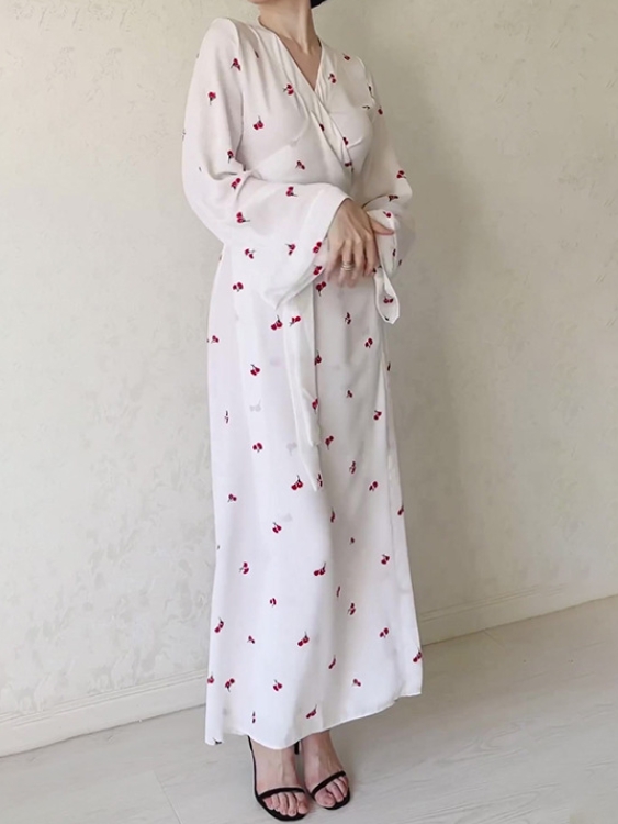 Stylish Embroidered Cotton V-neck Dress | Oxredo Shop Ramadan Sale