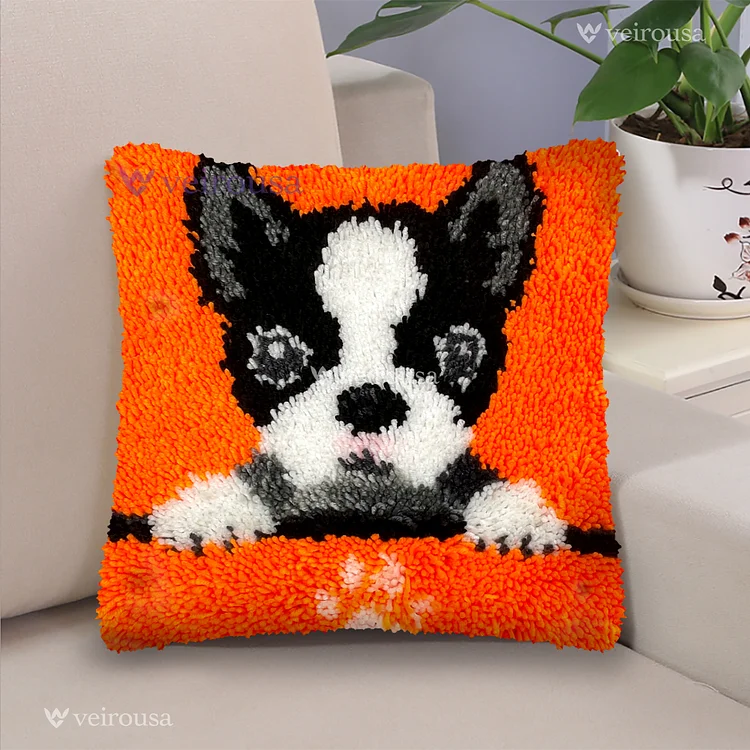 French Bulldog Puppy - Latch Hook Pillow Kit veirousa