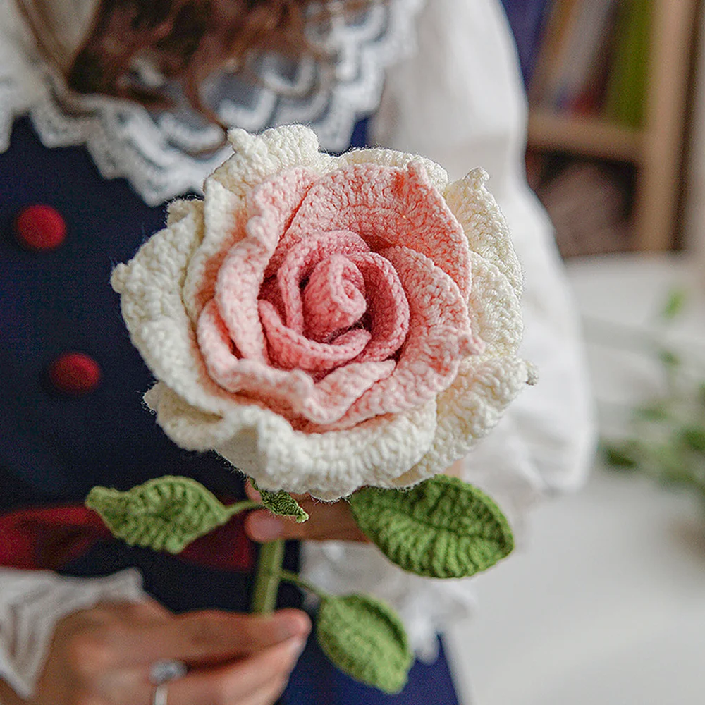 Handmade crochet wool weaving gradient rose home decoration simulation flower