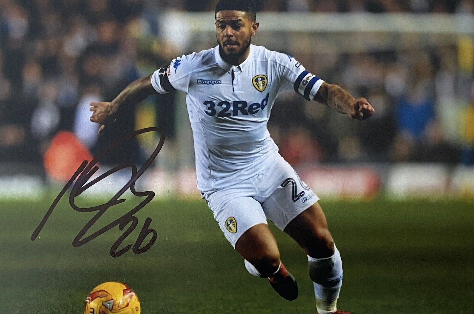 Liam Bridcutt Genuine Hand Signed Leeds United 6X4 Photo Poster painting