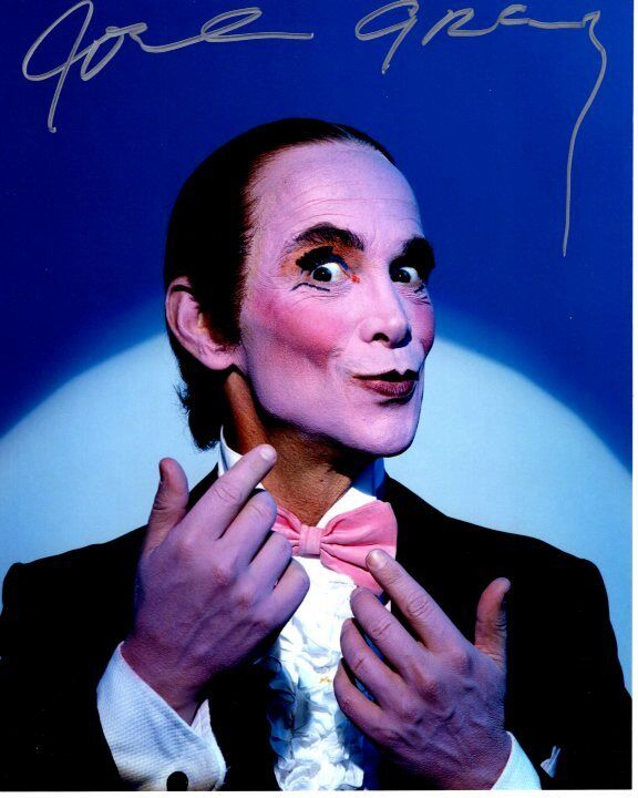 JOEL GREY signed autographed CABARET THE EMCEE Photo Poster painting