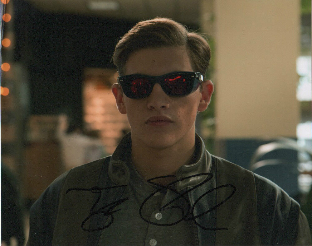 Tye Sheridan X-Men Signed Autographed 8x10 Photo Poster painting COA #5