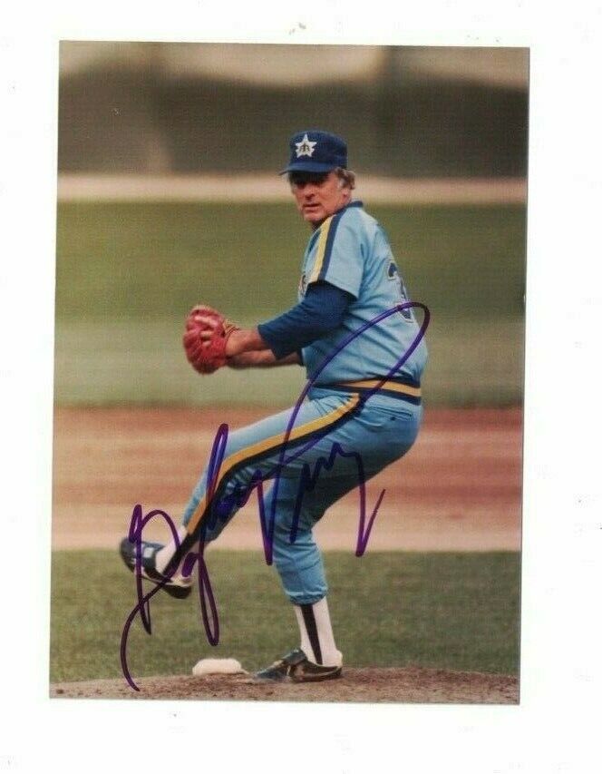 Gaylord Perry Seattle Mariners Signed Original 3x5 Baseball Photo Poster painting W/Our COA