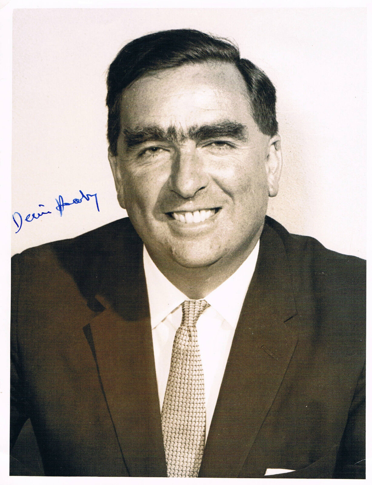 United Kingdom Denis Healey 1917-2015 genuine autograph signed 6x8