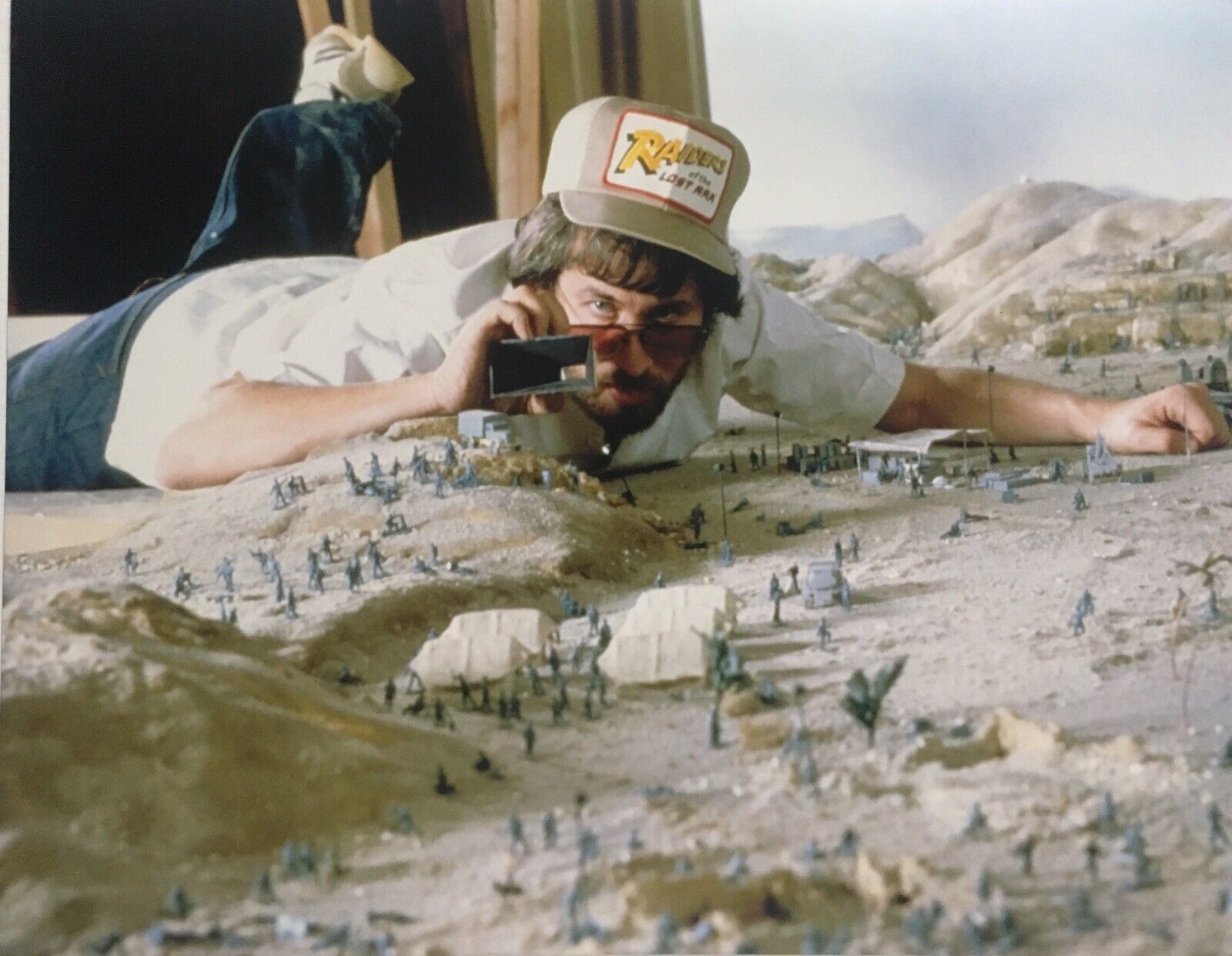 Steven Spielberg Photo Poster painting 11x14 : INDIANA JONES MOVIE DIRECTOR SPIELBERG