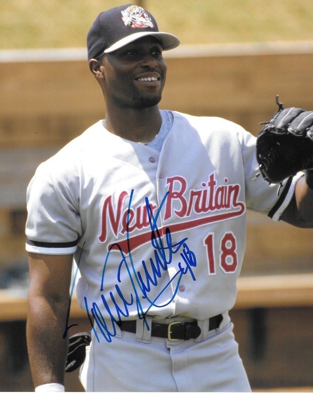 * TORII HUNTER * signed 8x10 Photo Poster painting * MINNESOTA TWINS * COA * 5