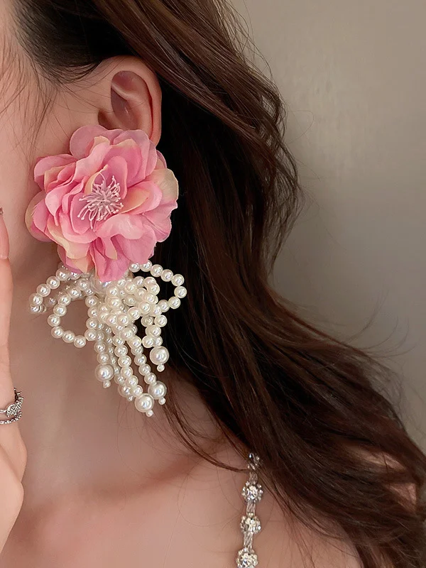 Flower Shape Geometric Tasseled Drop Earrings
