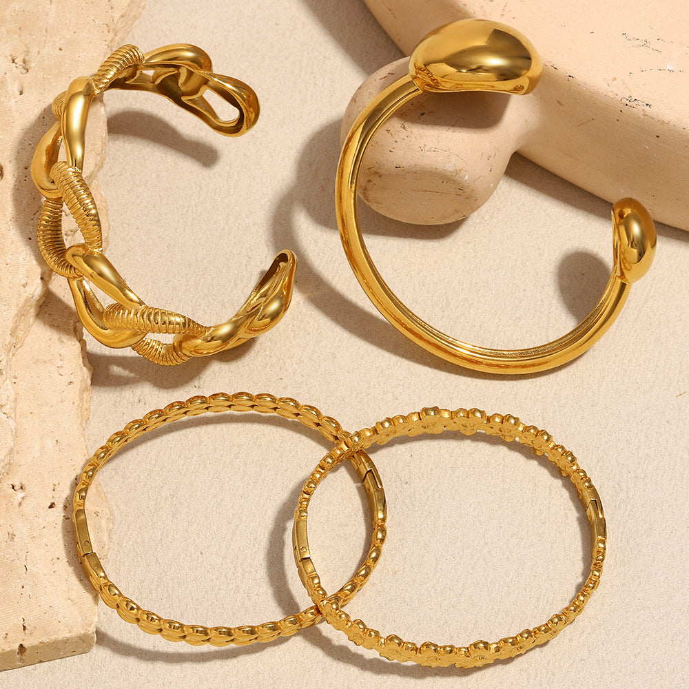 Simple And Versatile Personality Water Drop Bracelet Stainless Steel Plated 18K Gold Flower Large Chain Bracelet For Women