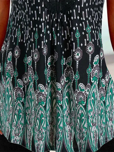 Women Half Sleeve V-neck Solid Color Dress