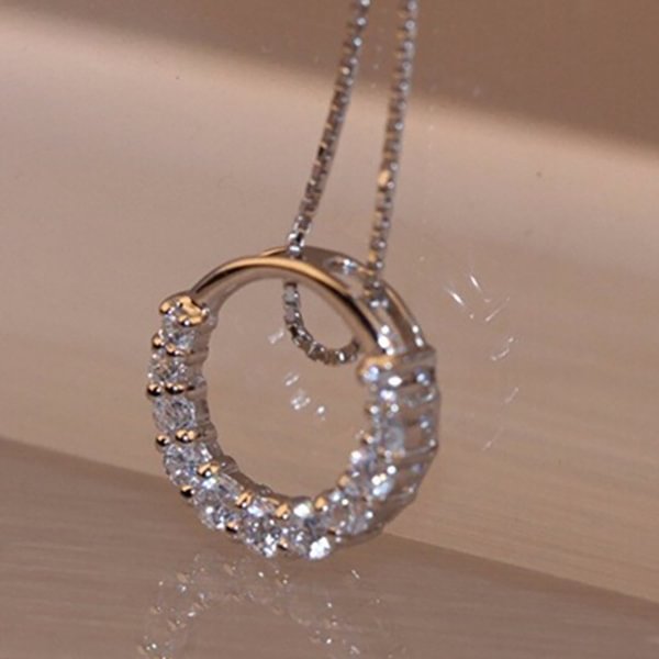 Trendy Exquisite Paved Moissanite Crystal 925 Silver Chain Necklace Charm Circle Round Pendant Necklaces for Women Engagement Necklace Jewelry Lover Gift - Shop Trendy Women's Fashion | TeeYours