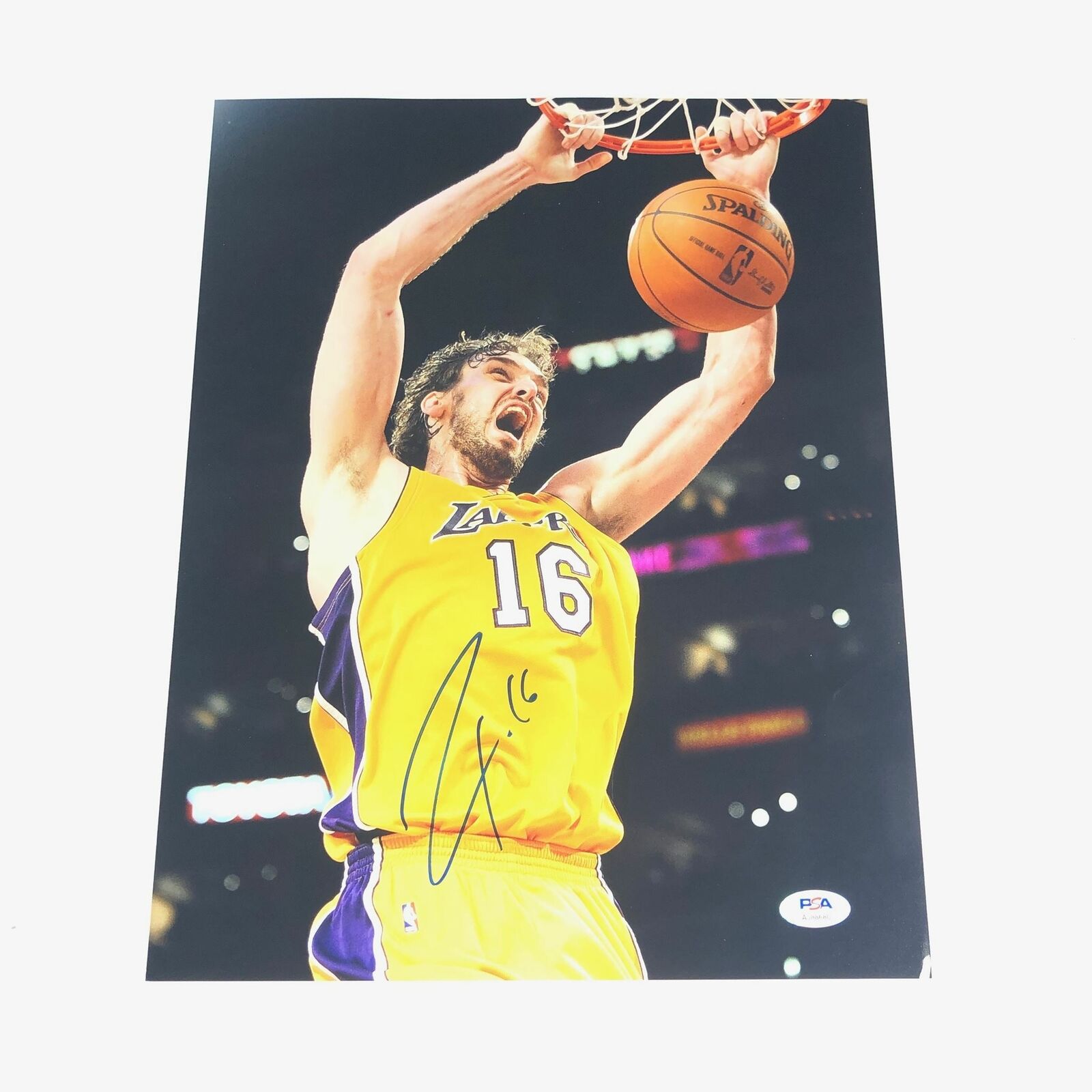 Pau Gasol signed 11x14 Photo Poster painting PSA/DNA Los Angeles Lakers Autographed