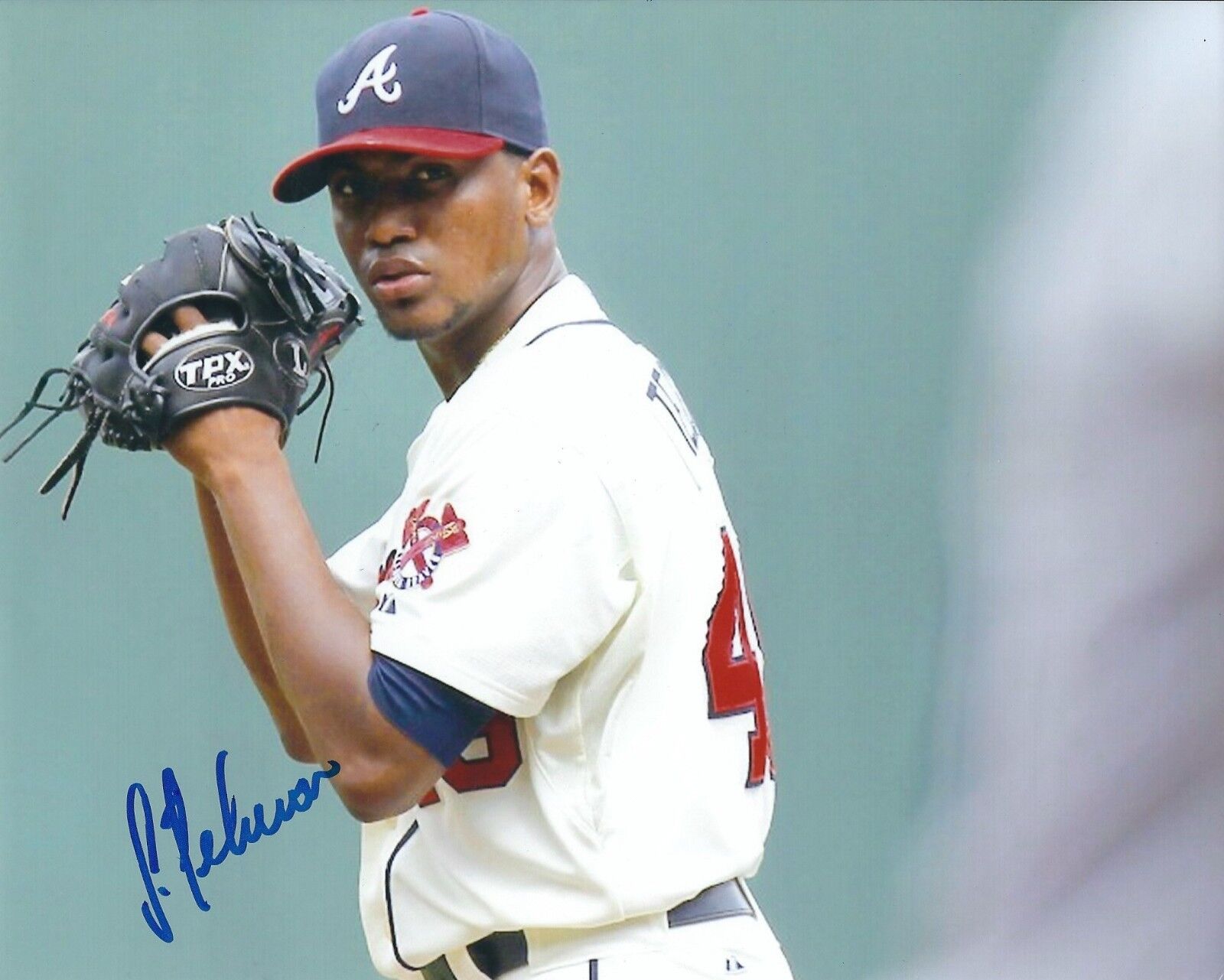 Signed 8x10 JULIO TEHERAN Atlanta Braves Autographed Photo Poster painting - COA