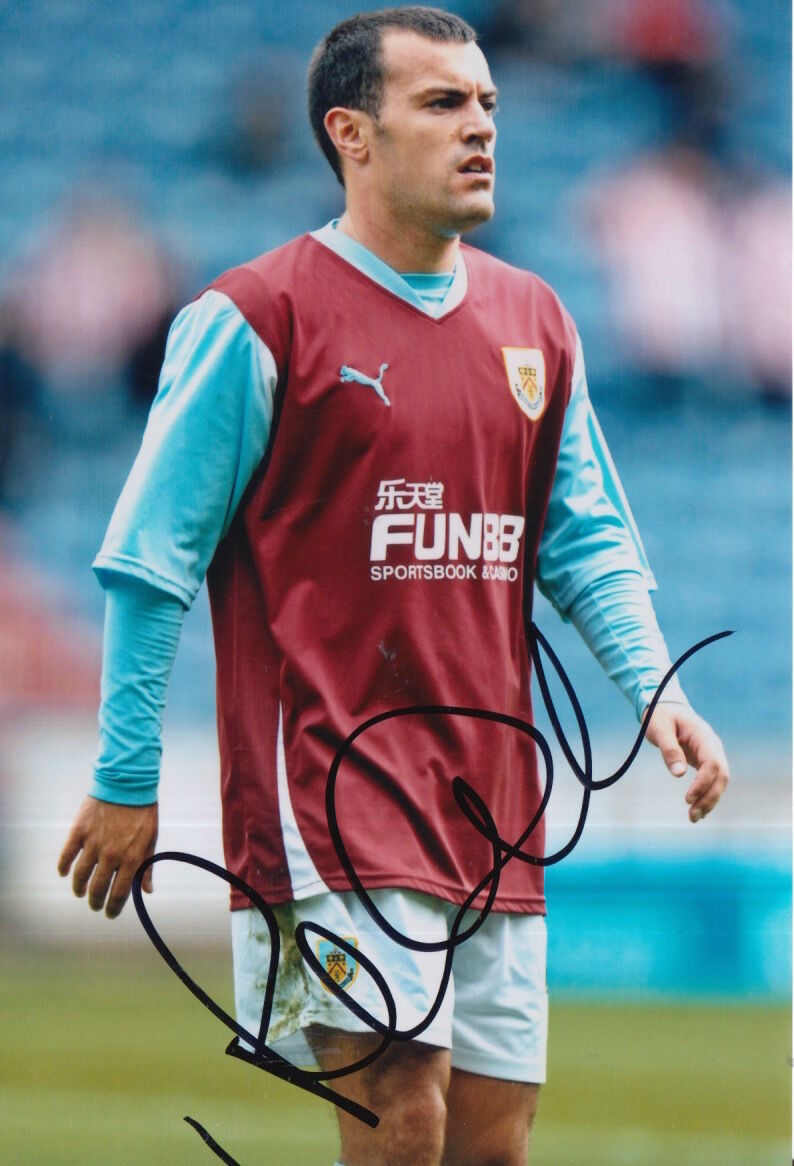 BURNLEY HAND SIGNED ROSS WALLACE 6X4 Photo Poster painting 2.