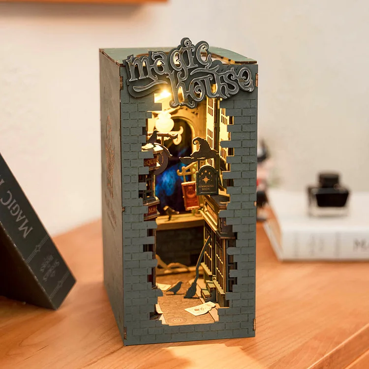 DIY Miniature Bookend: Sunshine Town by Hands Craft