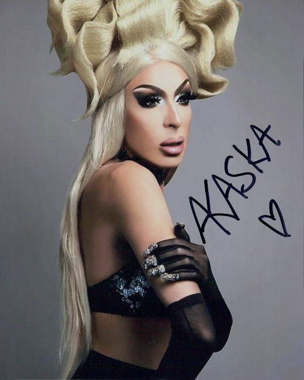 Alaska Thunderf*uck (RuPaul's Drag Race) signed 8x10 Photo Poster painting In-person