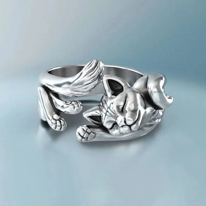 Brownm Cat Ring