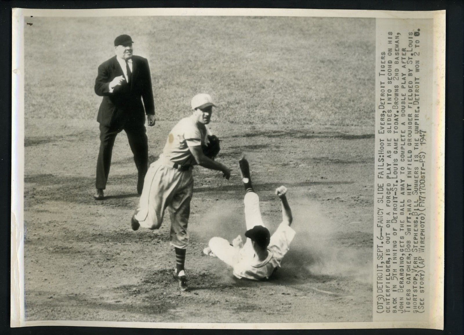 John Berardino Hoot Evers Bill Summers 1947 Press Photo Poster painting St. Louis Browns Tigers