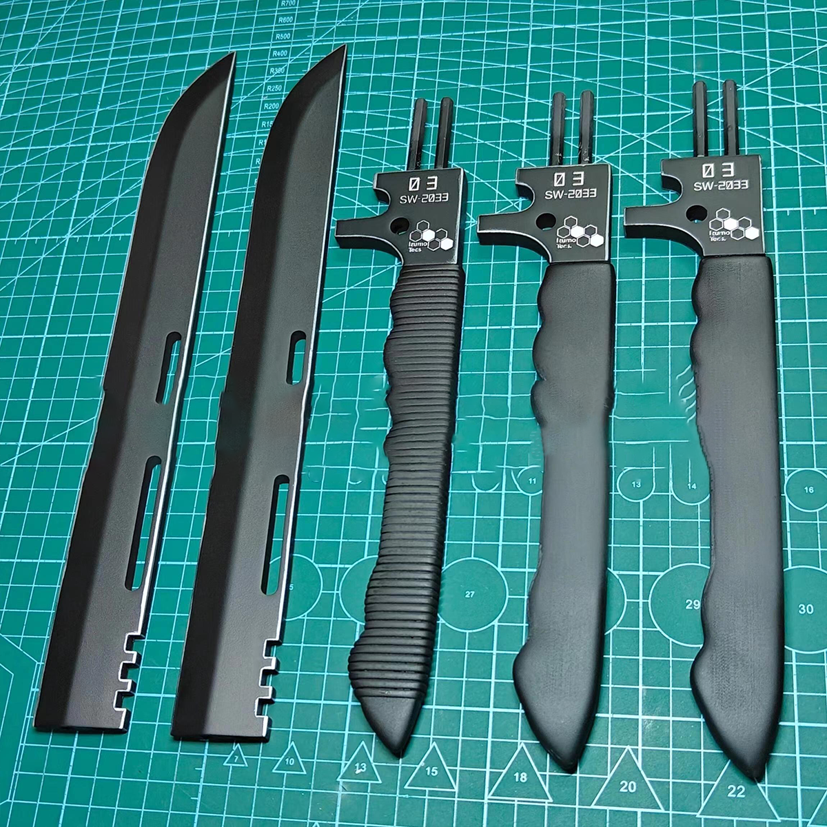 Kaiju No. 8 Soshiro Hoshina Swords