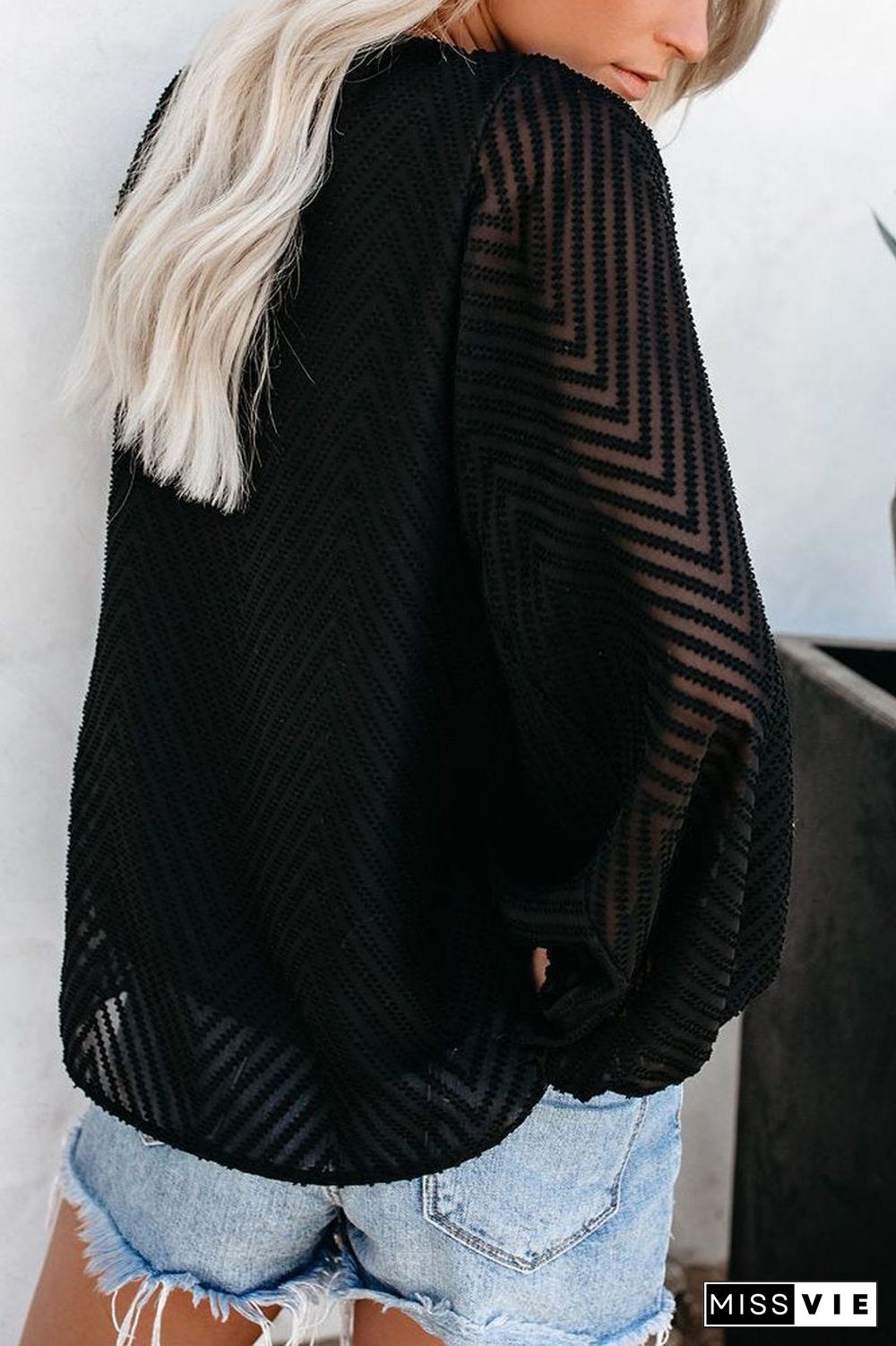 Lantarn Sleeve V-Neck Chiffon Blouse